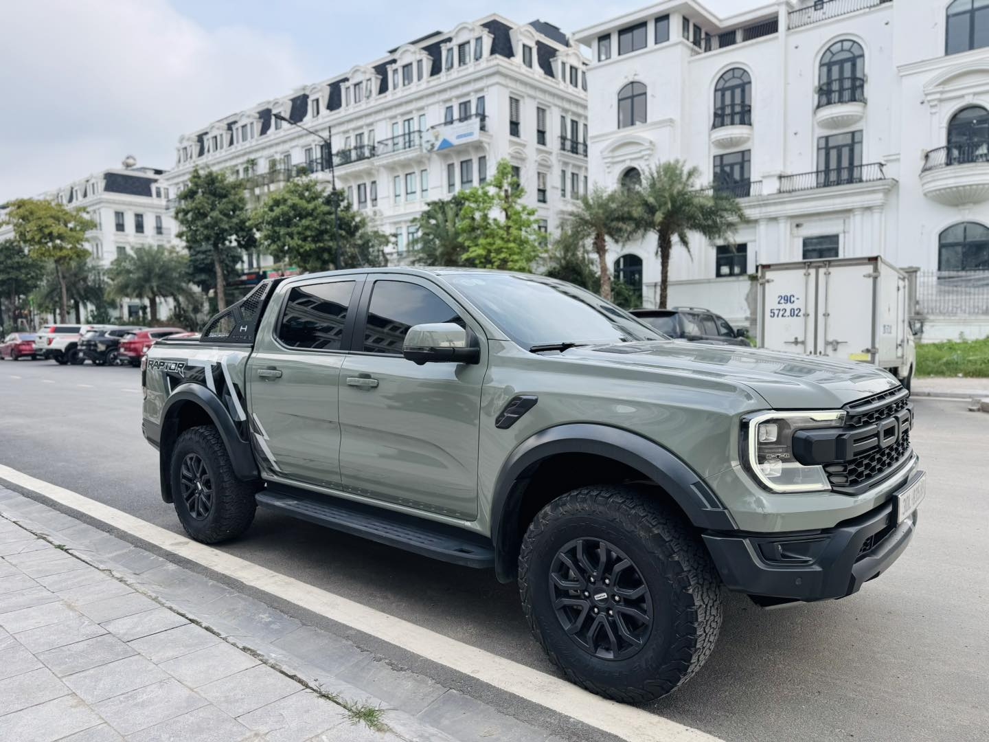 ford-raptor-2023