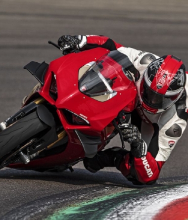 2021 Ducati Panigale V4 cập nhật nhiều trang bị khủng, giá hơn 731 triệu đồng