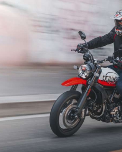 Ra mắt 2022 Ducati Scrambler Urban Motard tranh sơn đường phố 