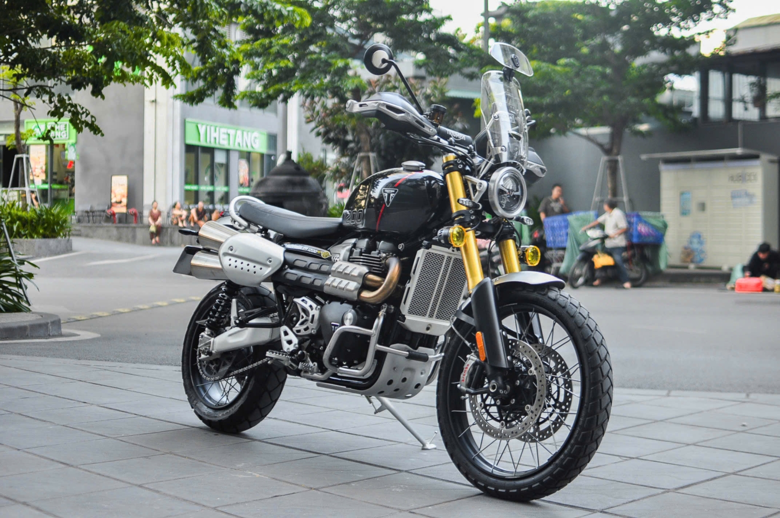 Triumph_Scambler1200_XE model 2025