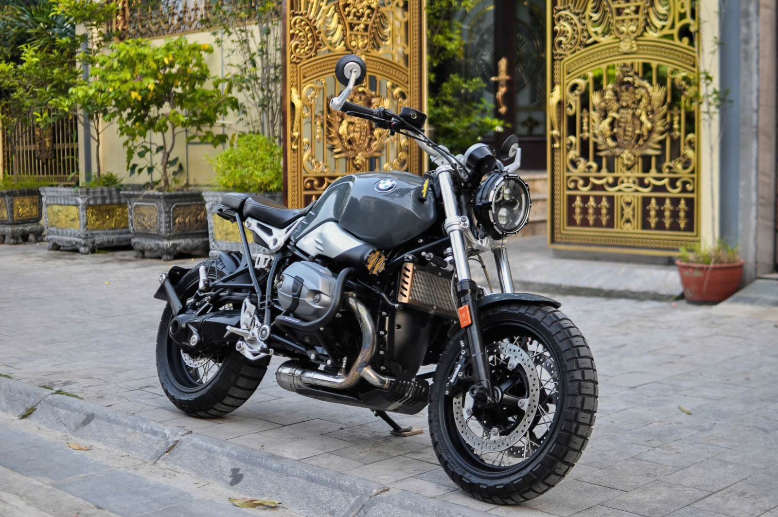 BMW_R9T Pure_2018 Custom Scrambler 