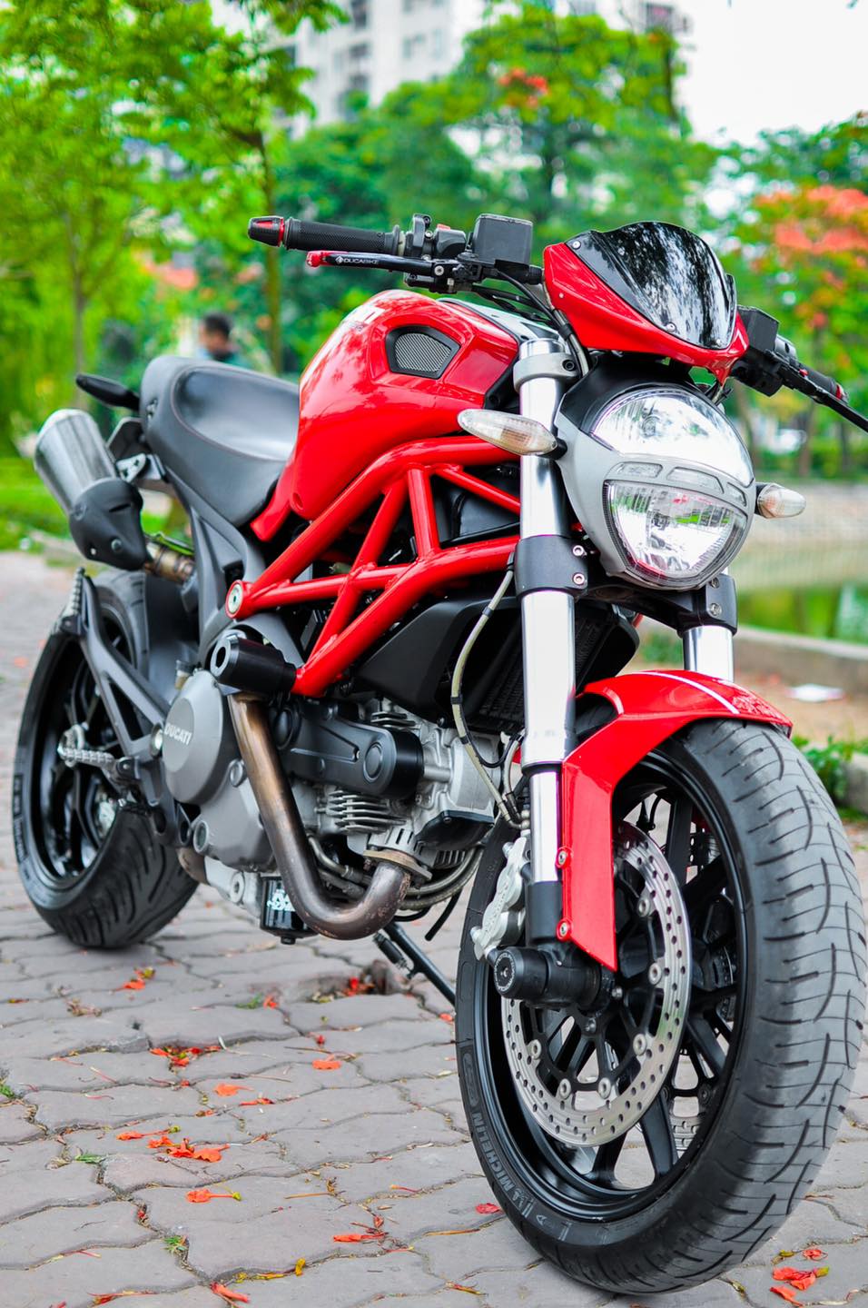 Ducati Monster 796 Sắm Đồ Hiệu Siêu Ngầu