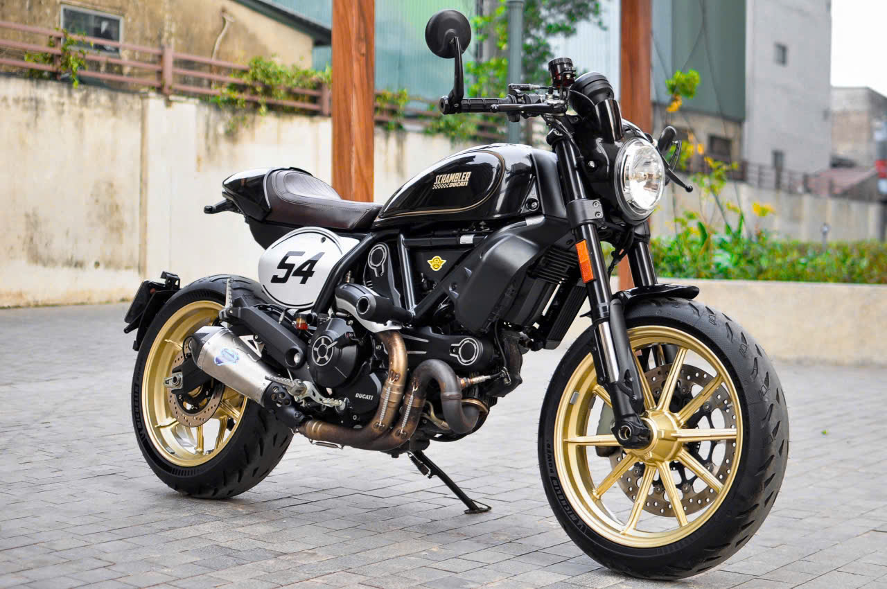 Ducati Scrambler Cafe Race Model 2018 