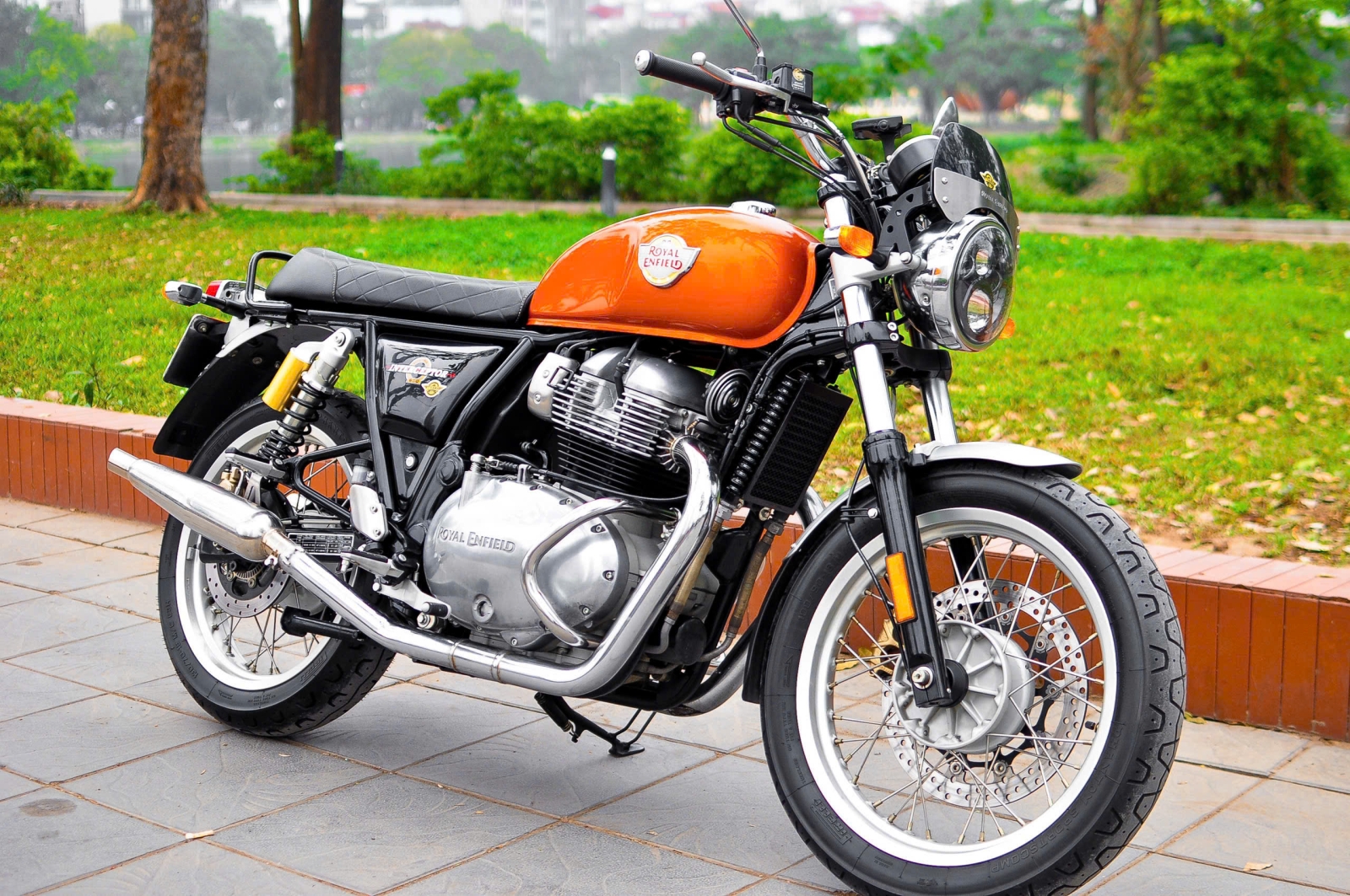 Royal Enfield Interceptor 650 4/2021
