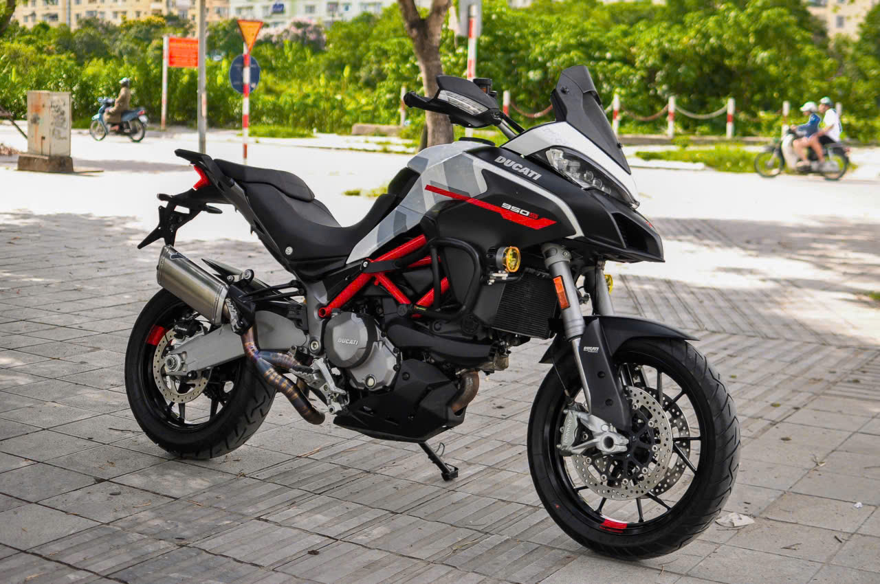 Ducati Multistrada 950S Model 2022
