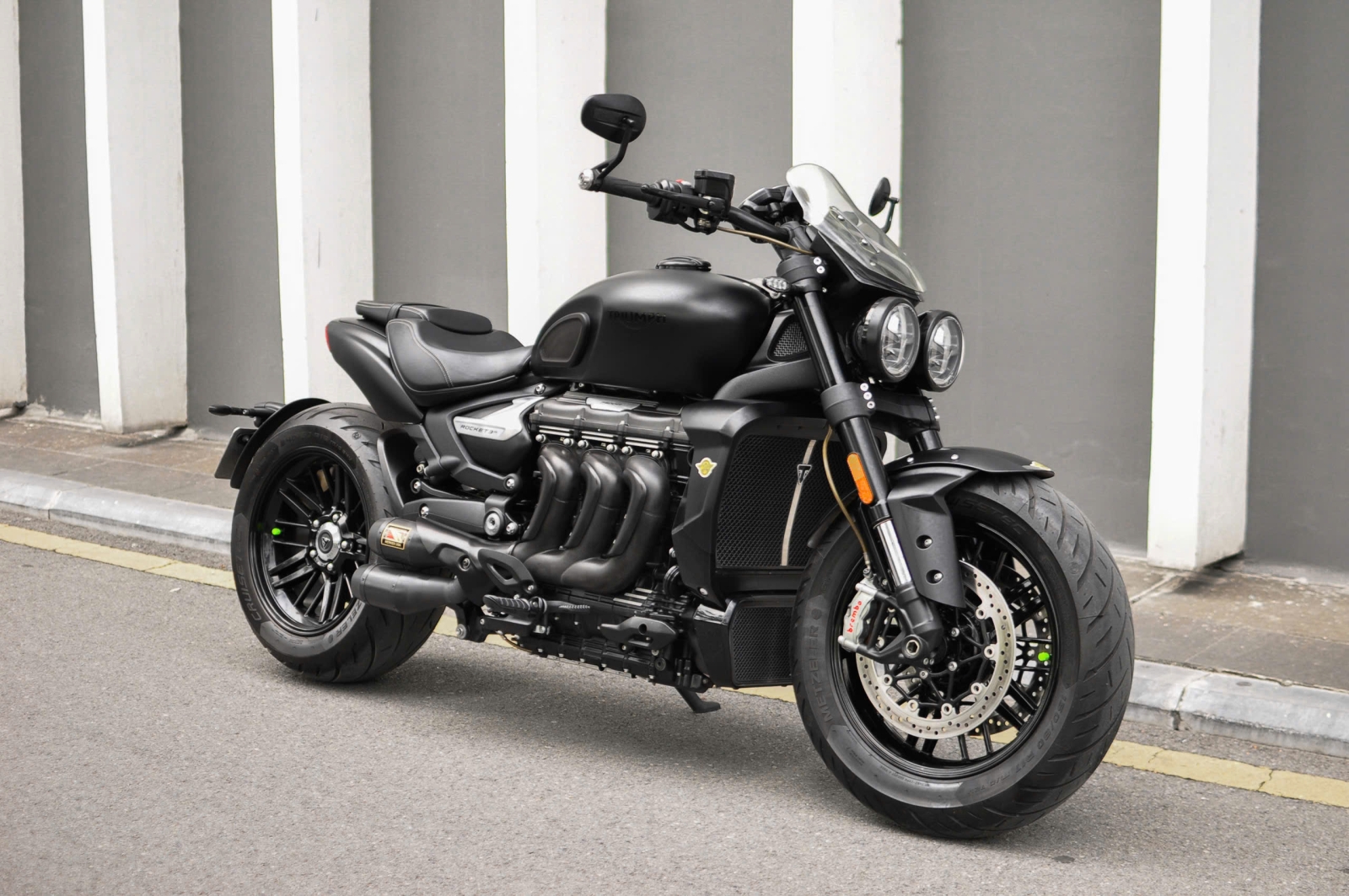 Triumph Rocket 3R Model 2021 Full Black