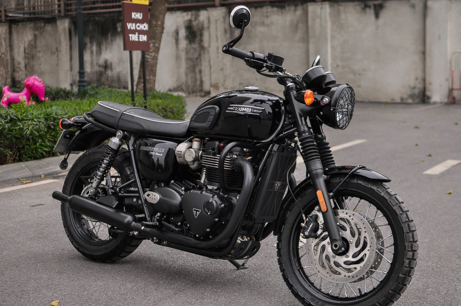 Triumph T120 Black 2023